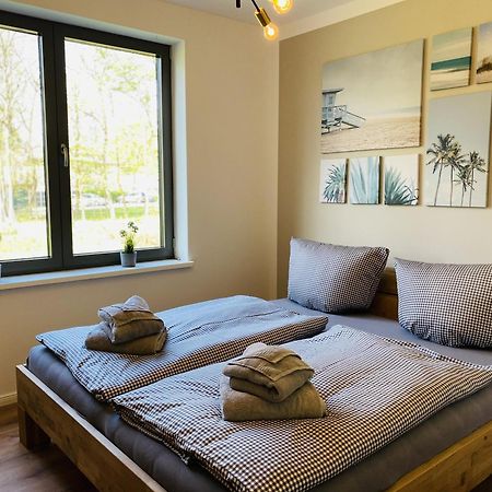 Ferienwohnung Auszeit In Den Parkvillen Carlota Und Candela Baabe Buitenkant foto